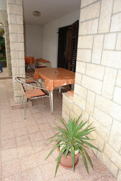 2 Bedroom Amazing Apartment In 크리크베니카 객실 사진